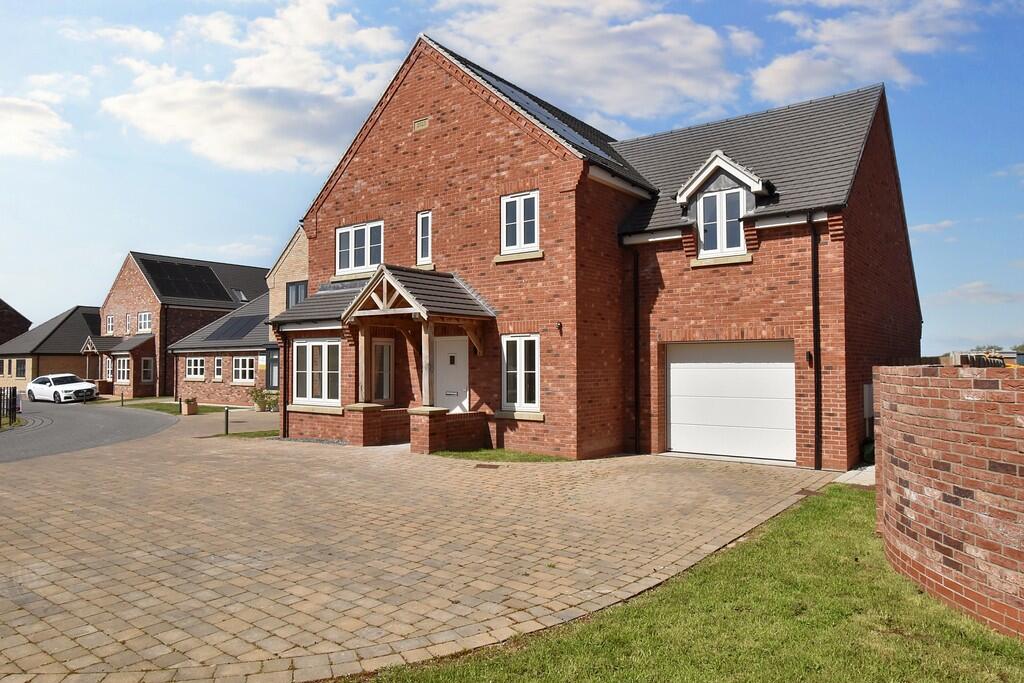 Stunning 5 bed detached house.